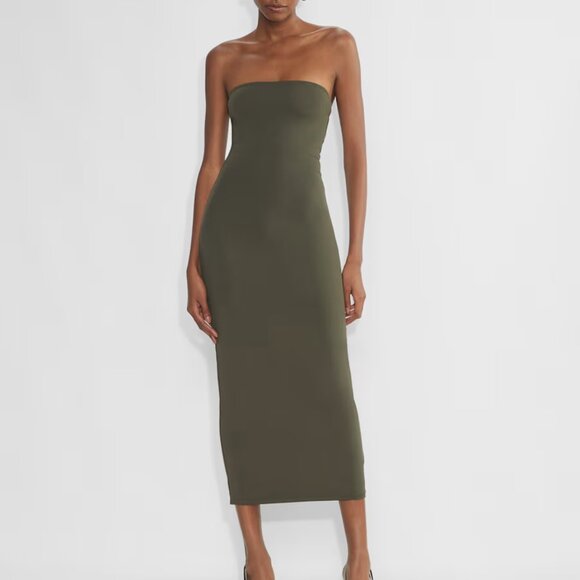 4 - ARITZIA DRESSES - Picture 5 of 8